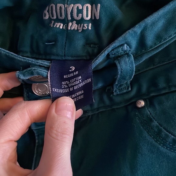 Amethyst Jean - Picture 5 of 5